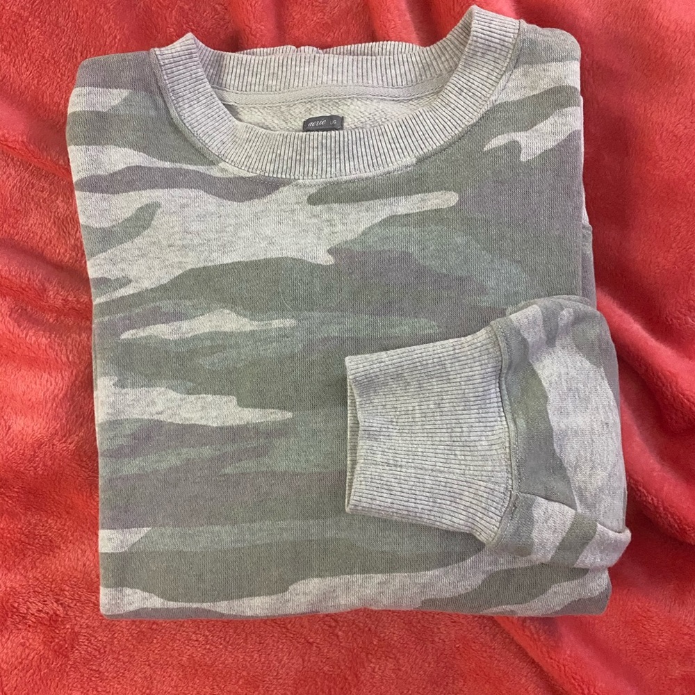 Aerie Camo sweatshirt